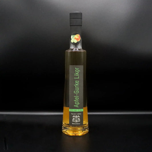 Apfel und Gurke Likör